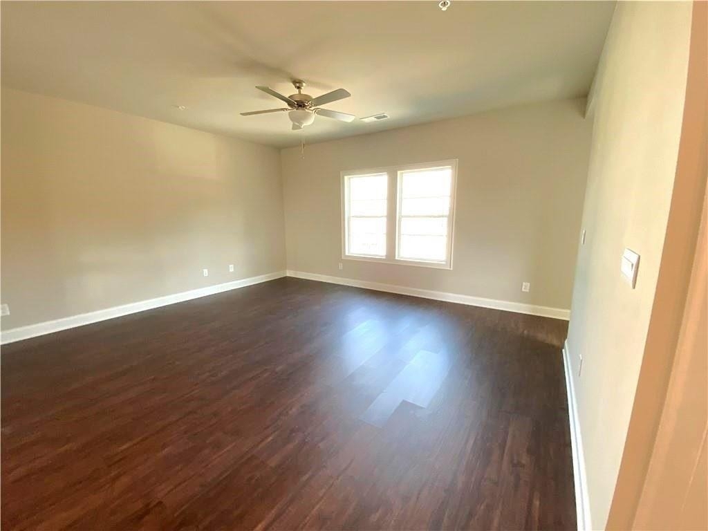 912 Sweetwater Grove - Photo 4