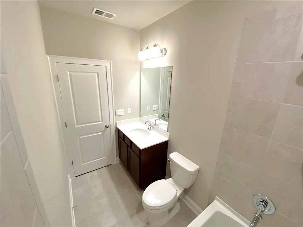 912 Sweetwater Grove - Photo 21
