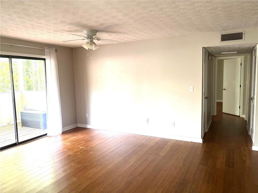 504 Wynnes Ridge Circle Se - Photo 3