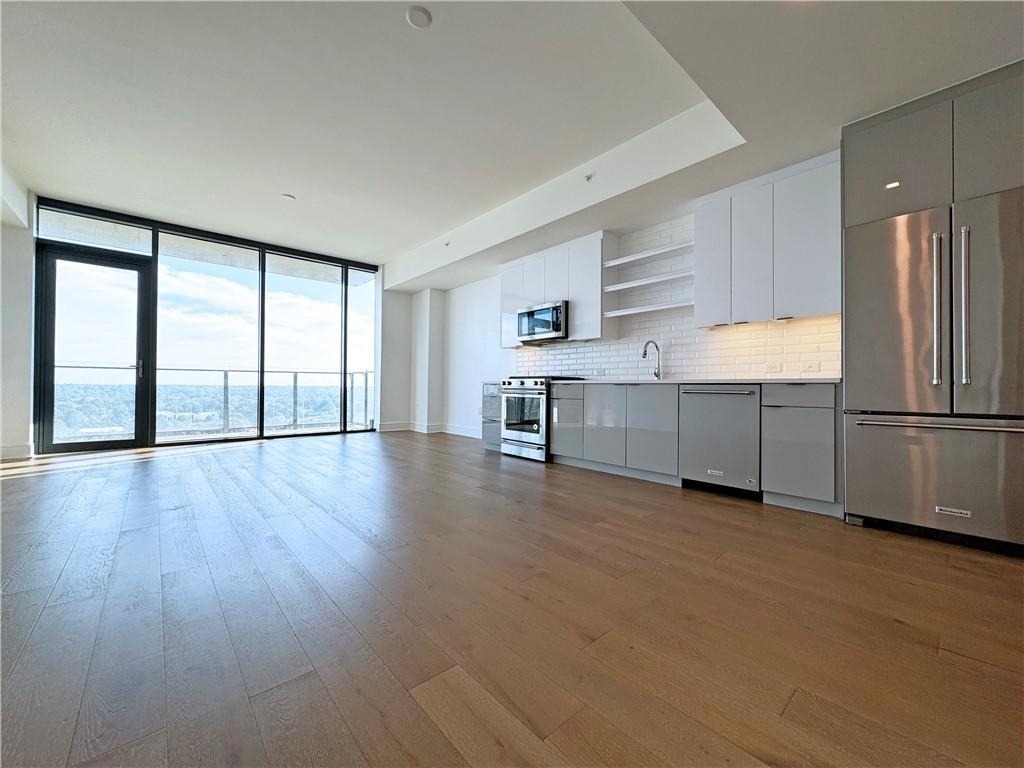 788 W Marietta St #1107 - Photo 0