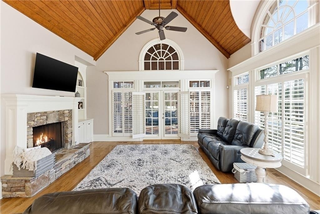 6335 Howell Cobb Court - Photo 15