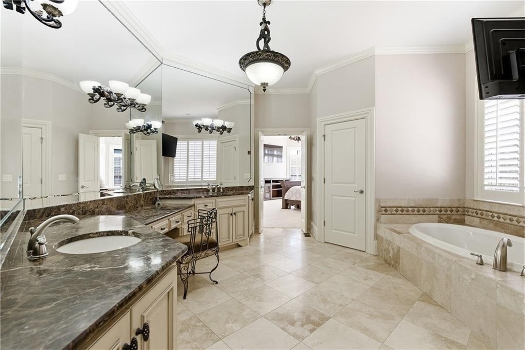 6335 Howell Cobb Court - Photo 19