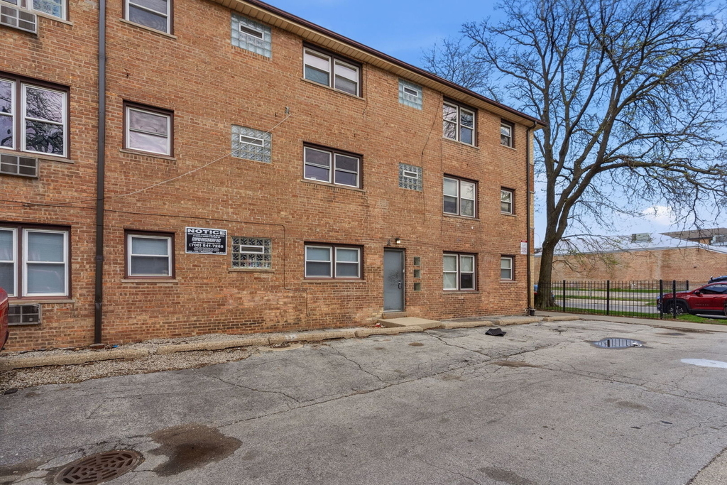 7900 S Merrill Avenue - Photo 16