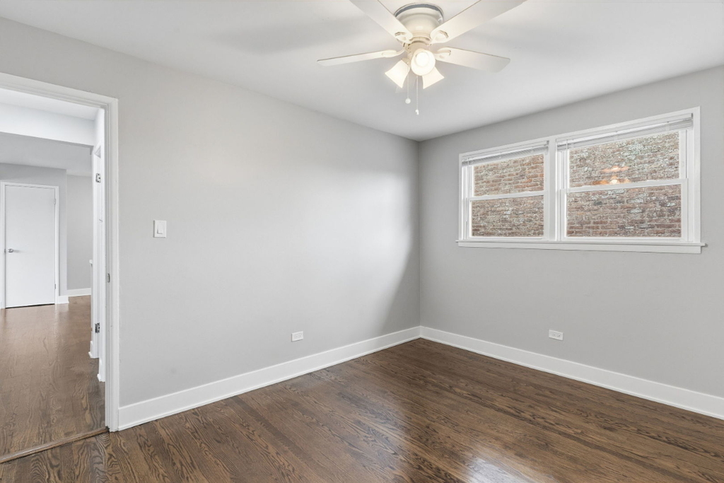 7900 S Merrill Avenue - Photo 11