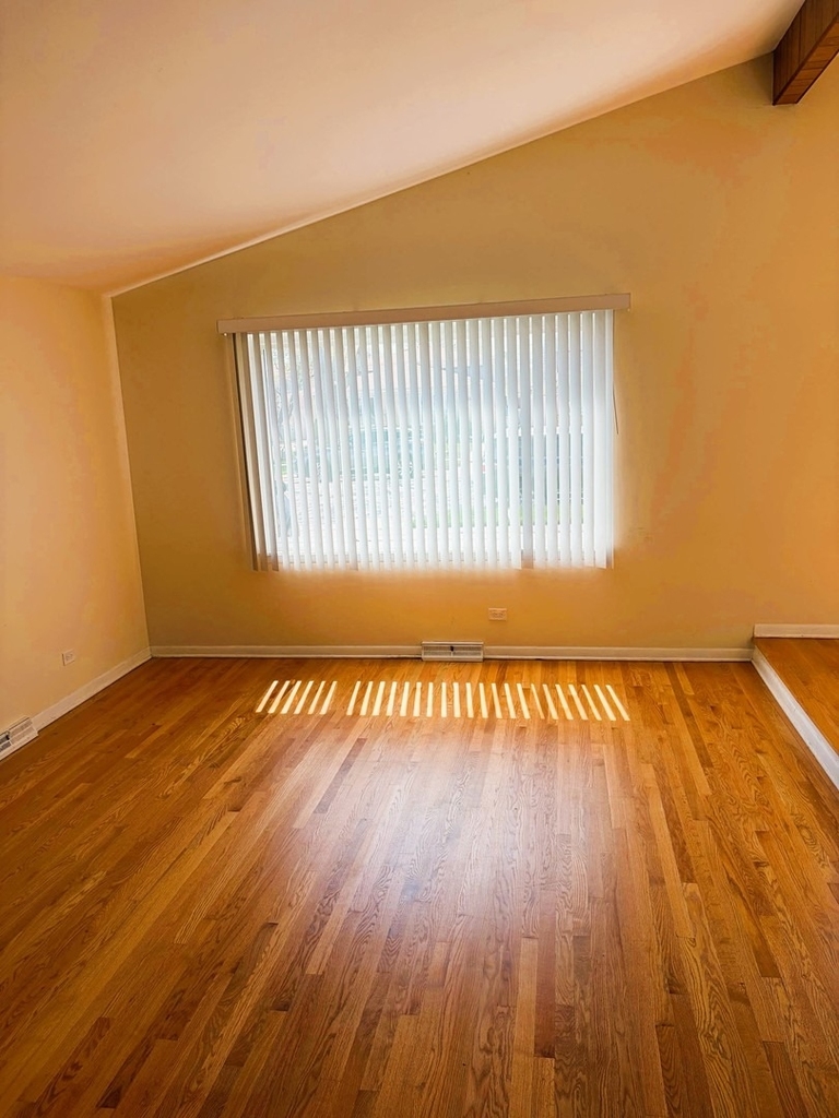 5250 Jarvis Avenue - Photo 3