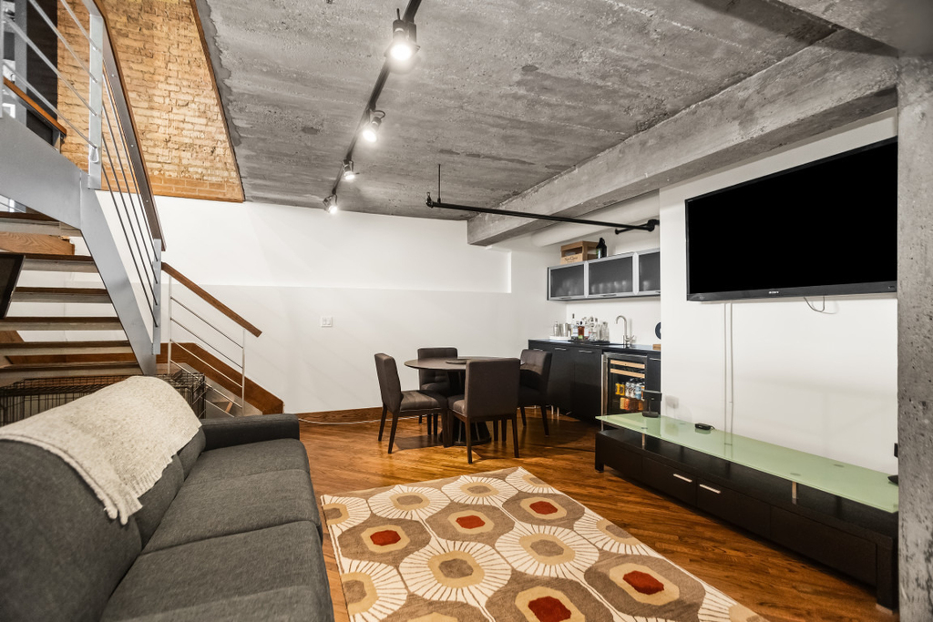 1830 Ridge Avenue - Photo 14