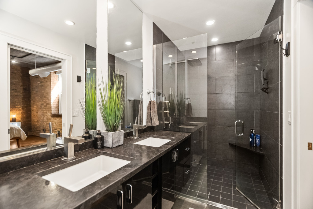 1830 Ridge Avenue - Photo 11
