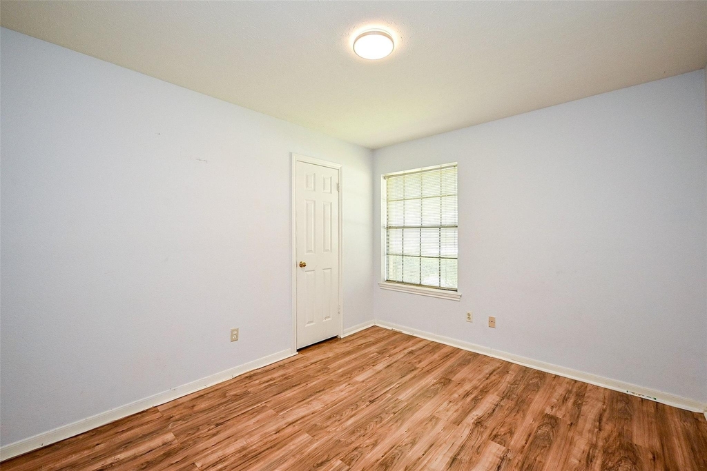 14431 Royal Hill Drive - Photo 17