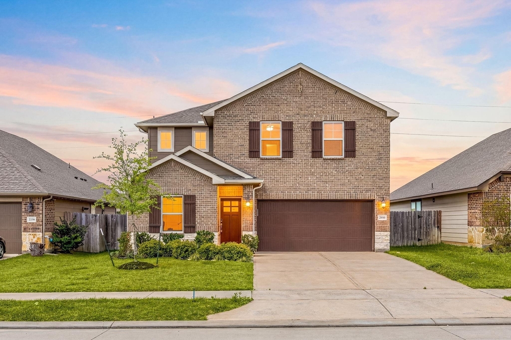 2226 Royal Ann Way - Photo 0