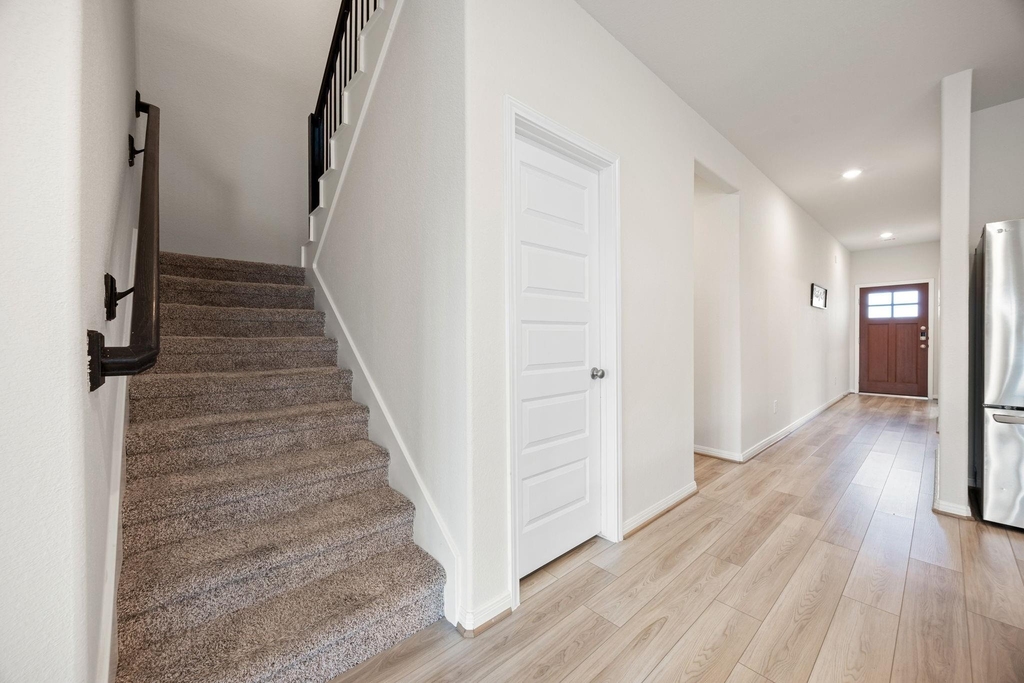 2226 Royal Ann Way - Photo 18