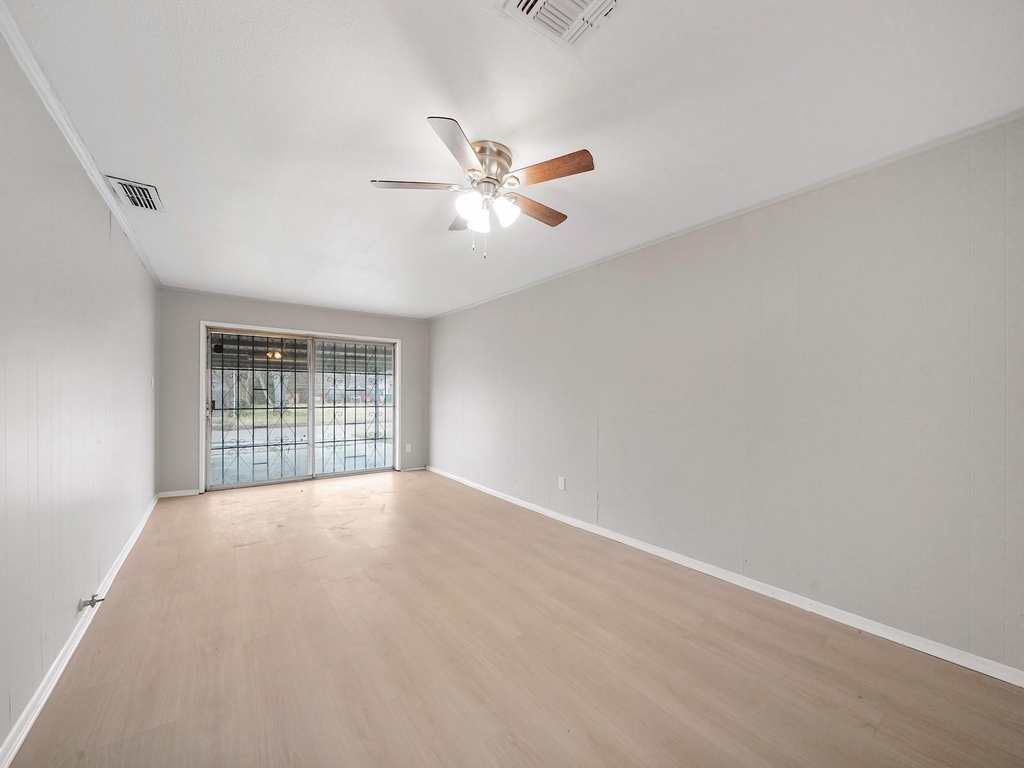 9347 Clearway Drive - Photo 15