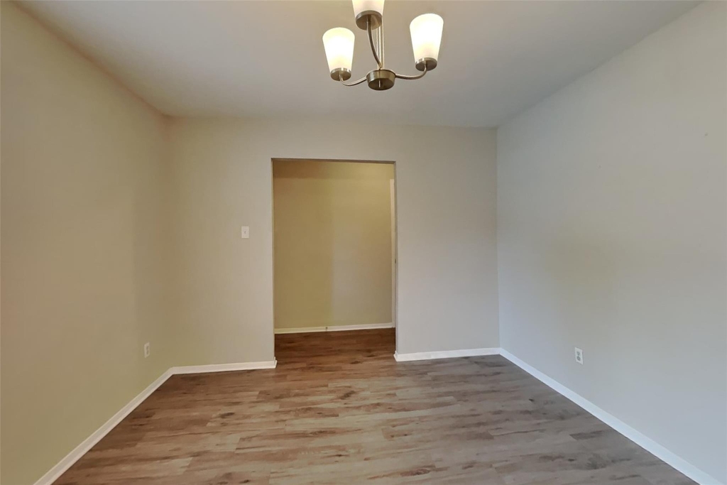 3419 Shadowcrest Lane - Photo 4