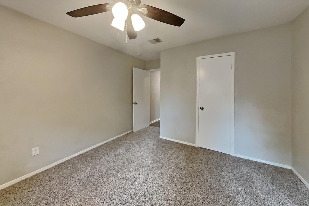 3419 Shadowcrest Lane - Photo 14