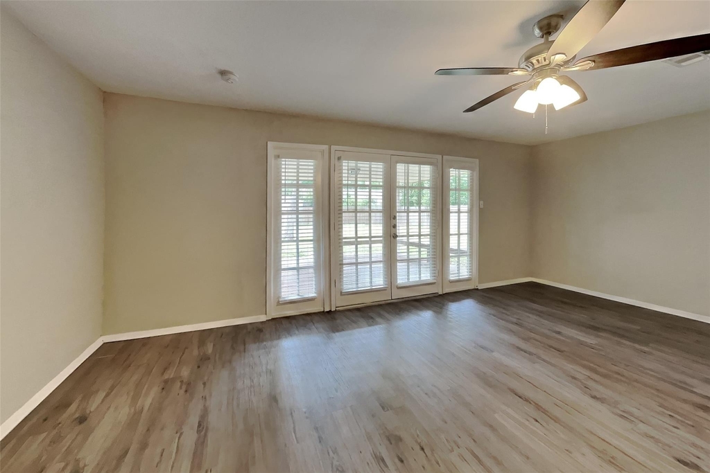 3419 Shadowcrest Lane - Photo 1