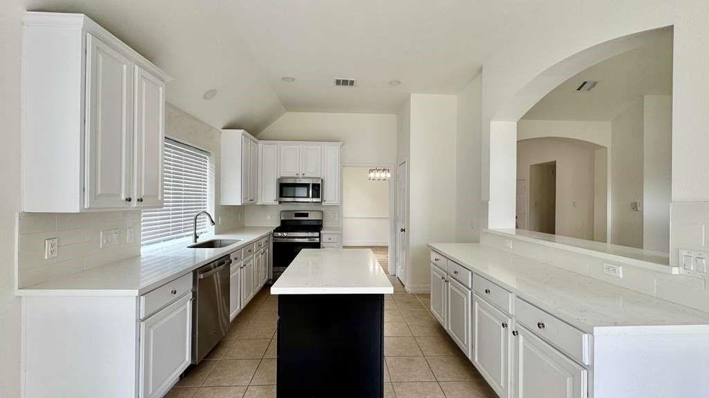 7510 Golden Thistle Lane - Photo 24