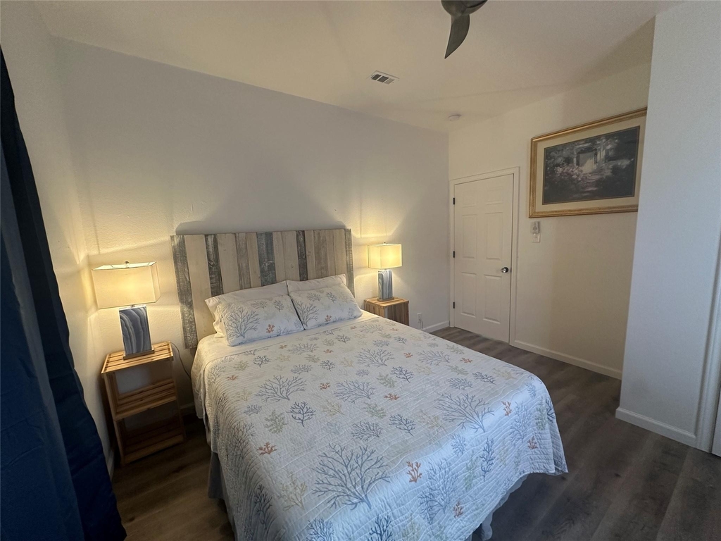 4009 Avenue L - Photo 8