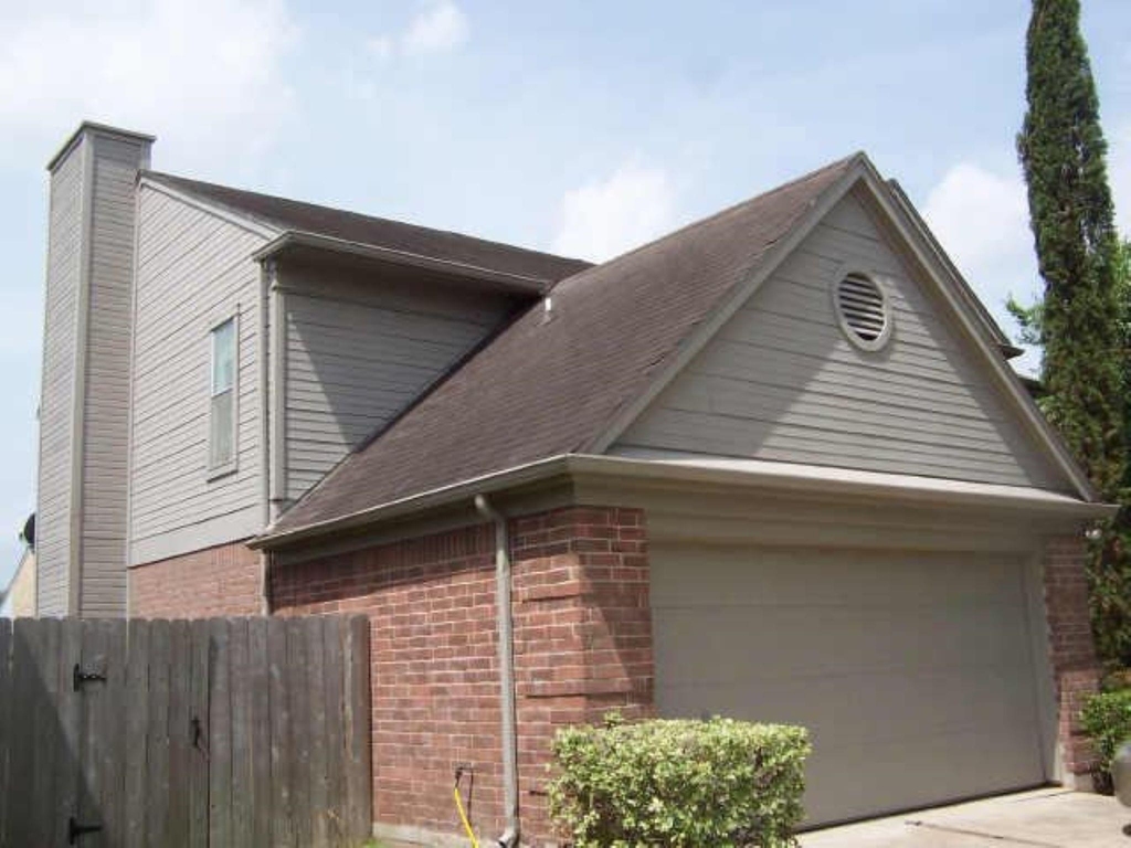 4819 Sunshine Drive - Photo 1