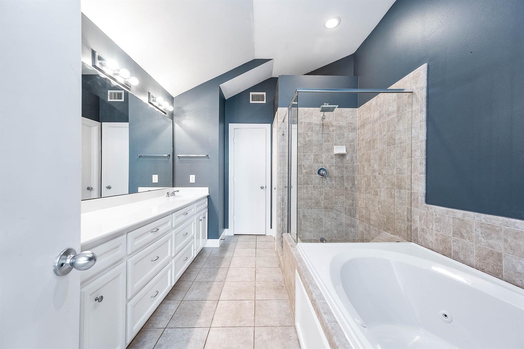 7650 Springhill Street - Photo 17