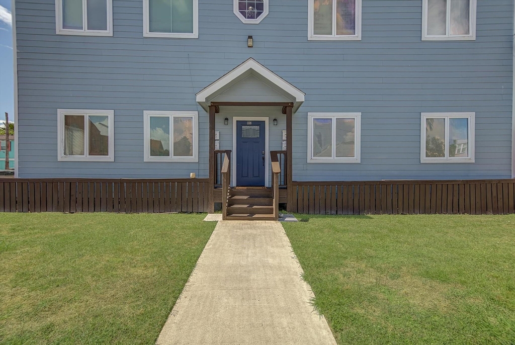 1017 11th Street - Photo 3