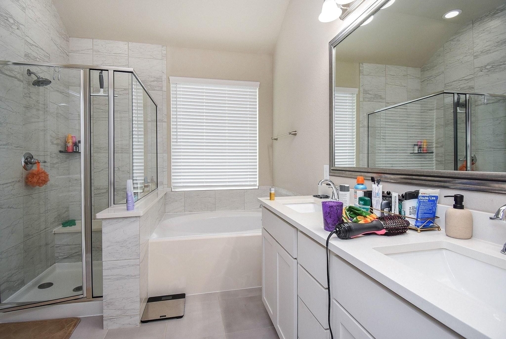 8726 Laurel Crest Drive - Photo 14