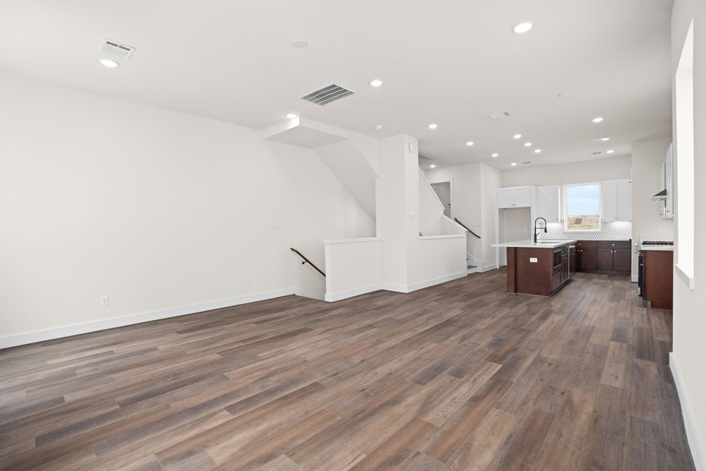 3905 Pinemont Drive - Photo 13