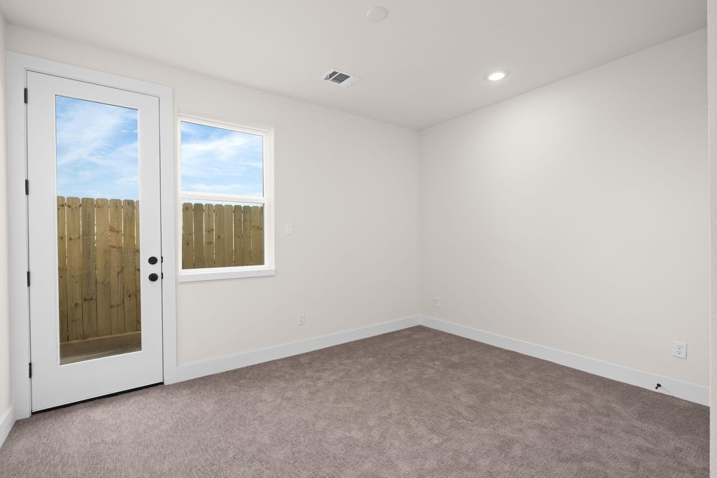 3905 Pinemont Drive - Photo 6