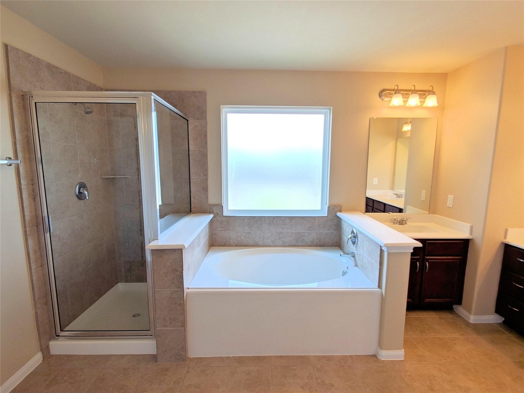 24726 Colonial Elm Drive - Photo 18