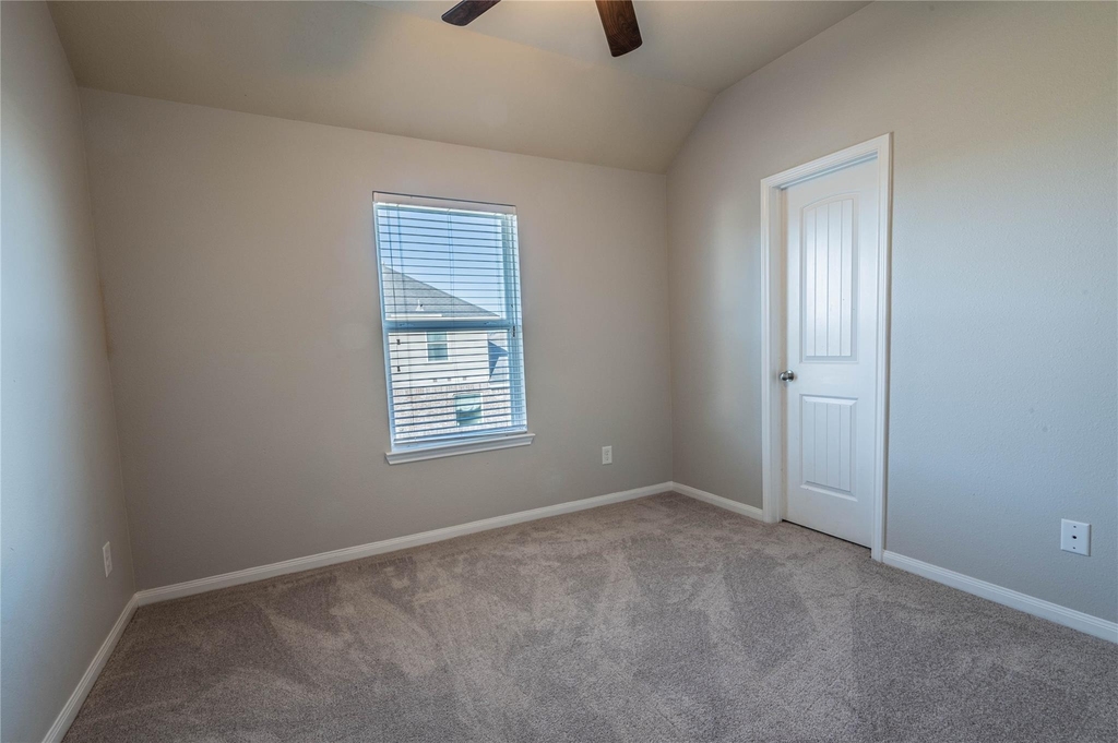 24726 Colonial Elm Drive - Photo 12