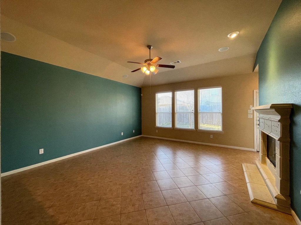 21554 Hawkspur Ridge Street - Photo 10
