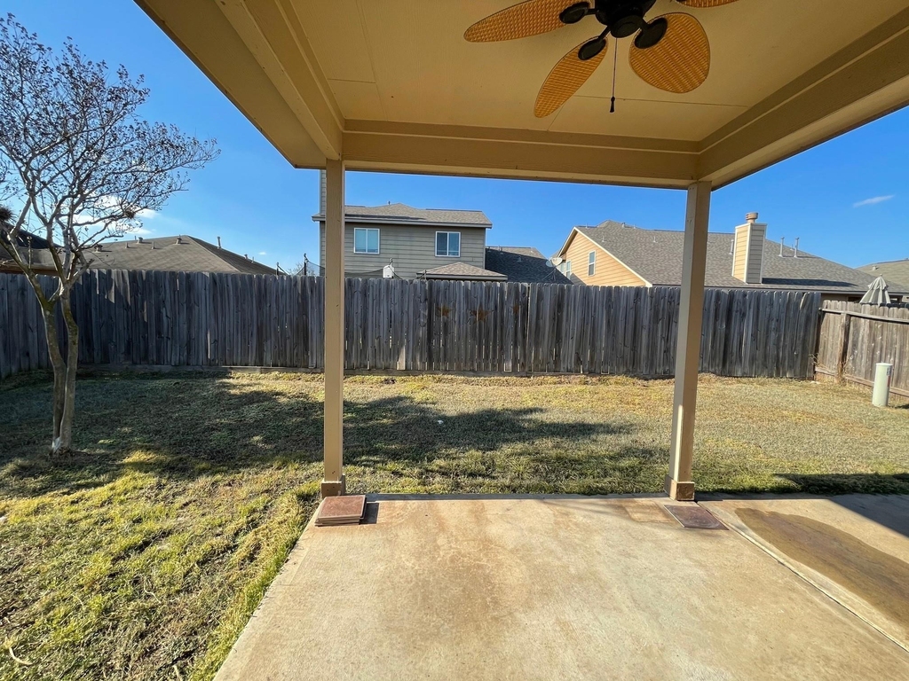 21554 Hawkspur Ridge Street - Photo 13