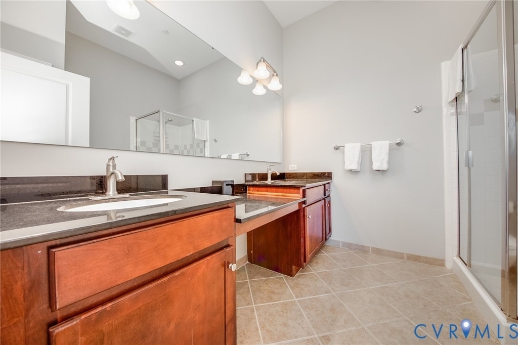 1101 Haxall Point - Photo 11