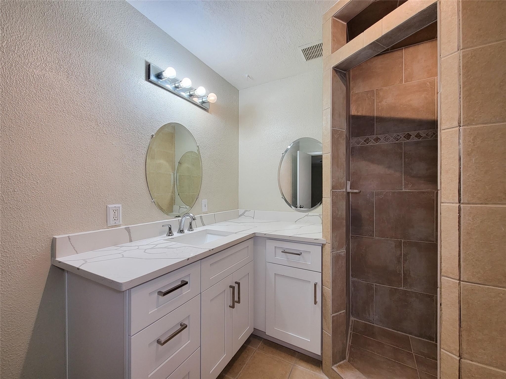 25723 Glen Loch - Photo 24
