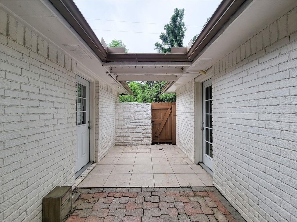 25723 Glen Loch - Photo 30