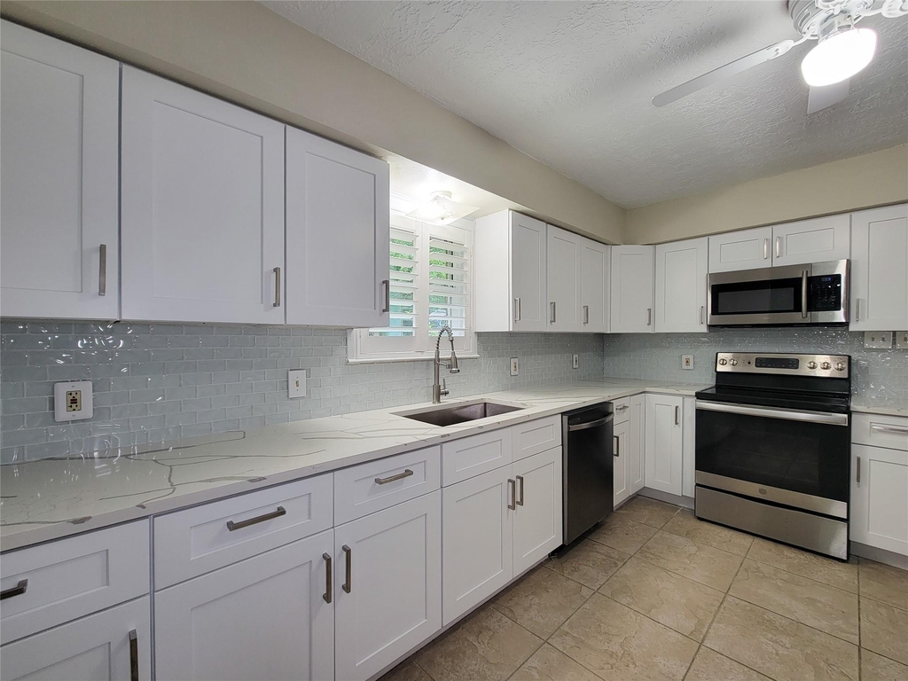 25723 Glen Loch - Photo 12