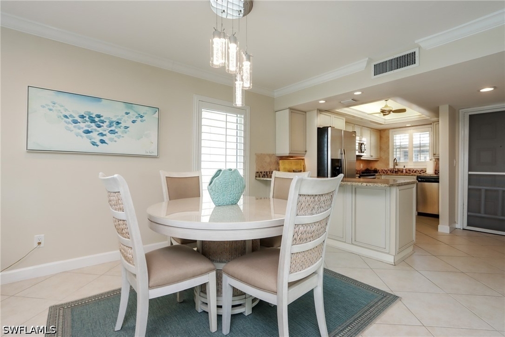 271 Southbay Drive - Photo 2