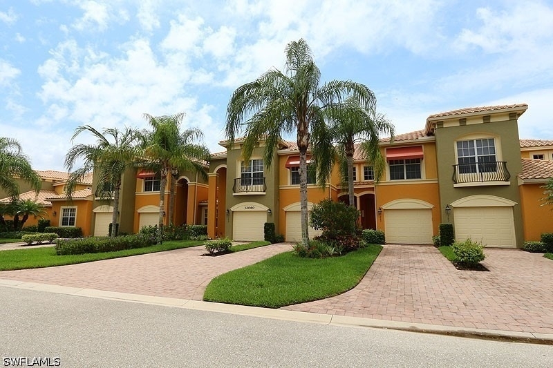 12060 Toscana Way - Photo 0