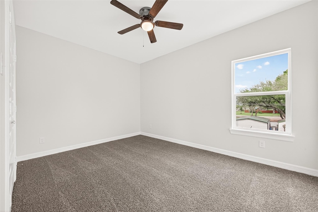 422 4th Street - Photo 15
