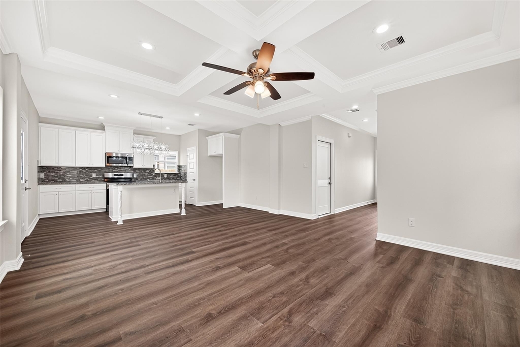 422 4th Street - Photo 5