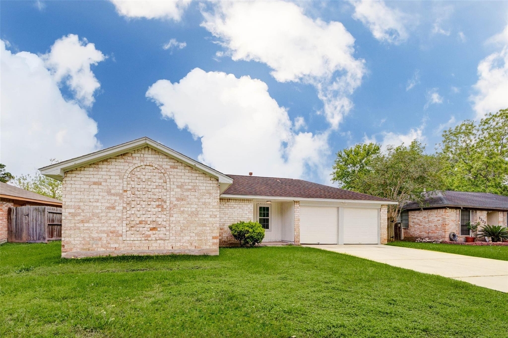 5319 Ridgestone Street - Photo 1