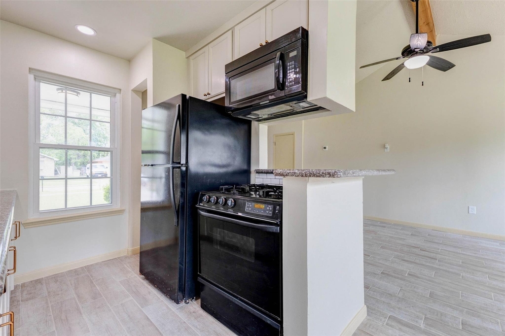 5319 Ridgestone Street - Photo 11