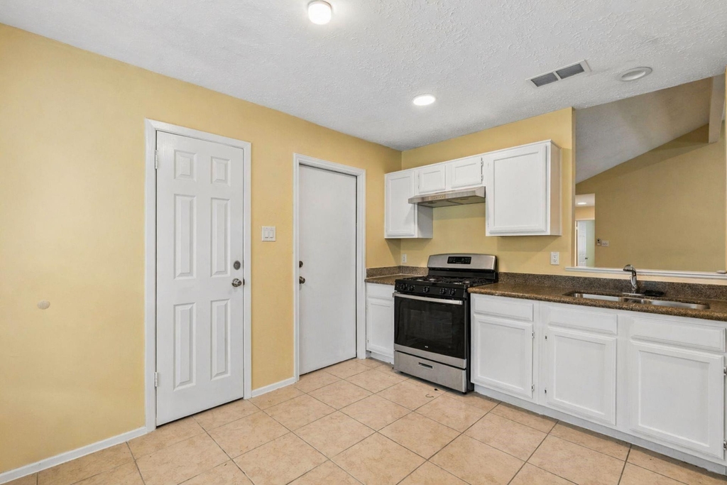 2747 Sicklepod Drive - Photo 7