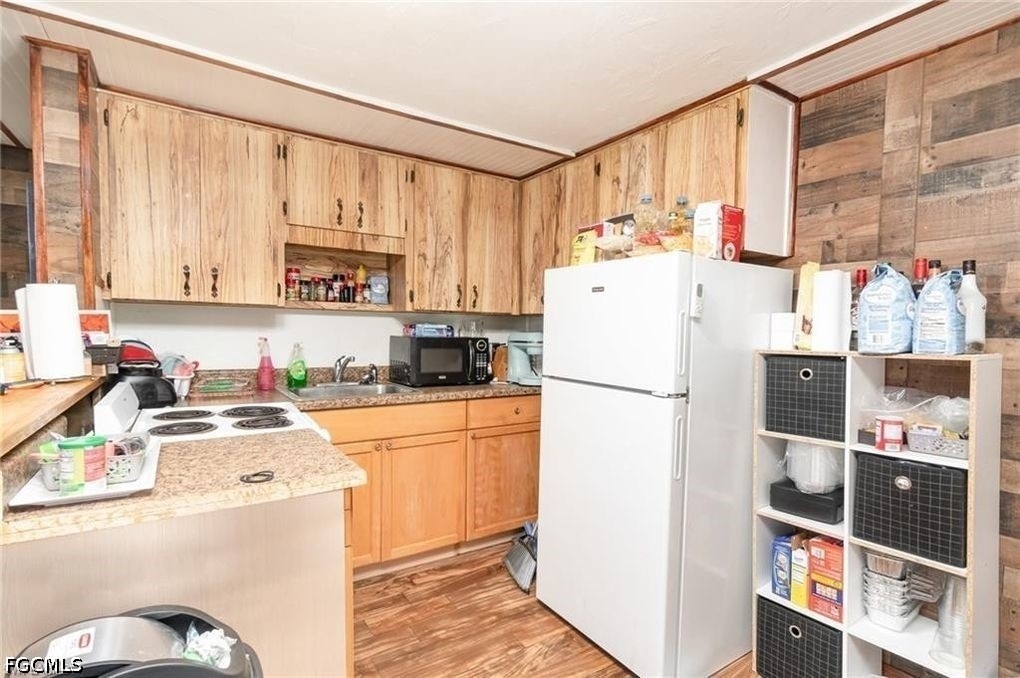 102 3rd Street - Photo 4