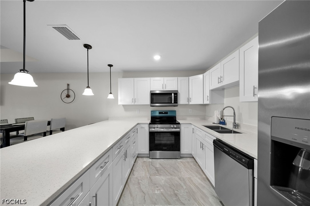 903a Albany Avenue - Photo 8