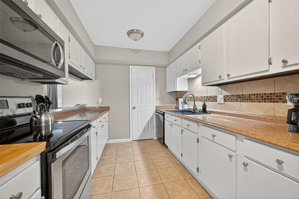 4064 Belle Park Drive - Photo 17