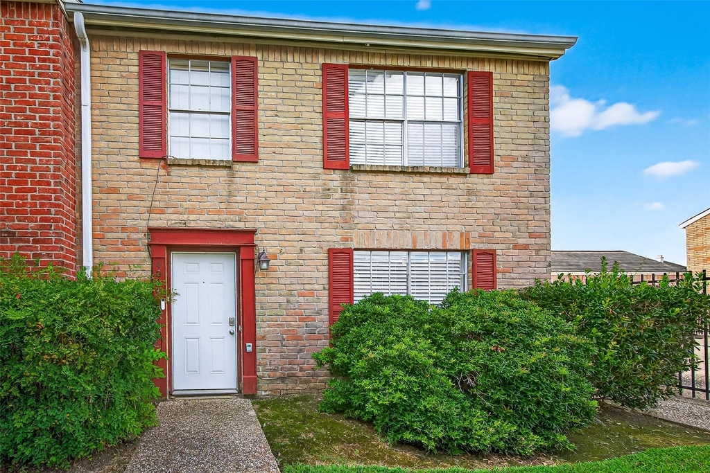 4064 Belle Park Drive - Photo 6
