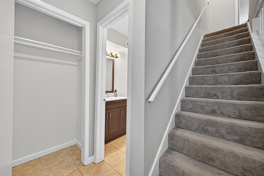 4064 Belle Park Drive - Photo 8