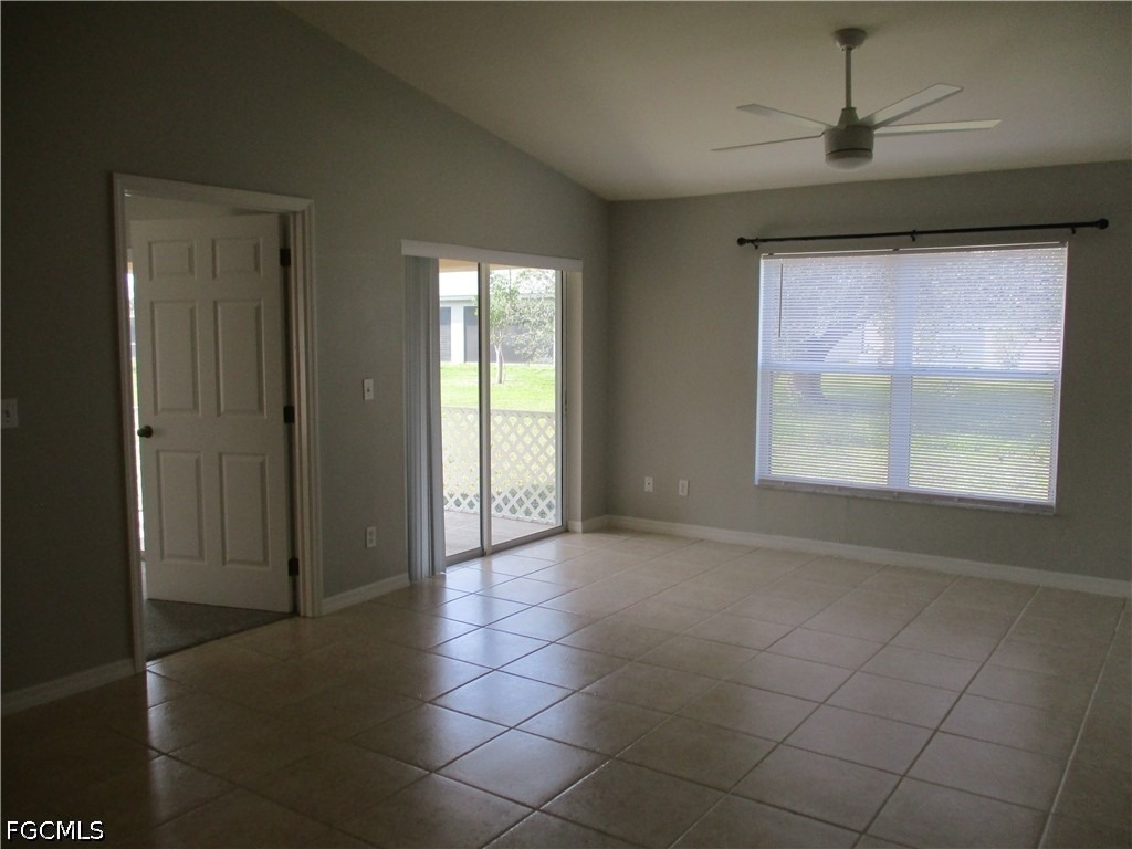 4330 Sw 7th Place - Photo 8