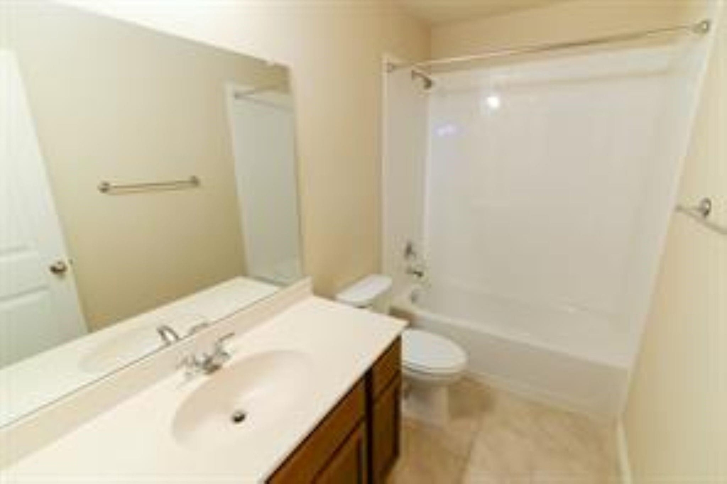 1112 Decker Drive - Photo 5