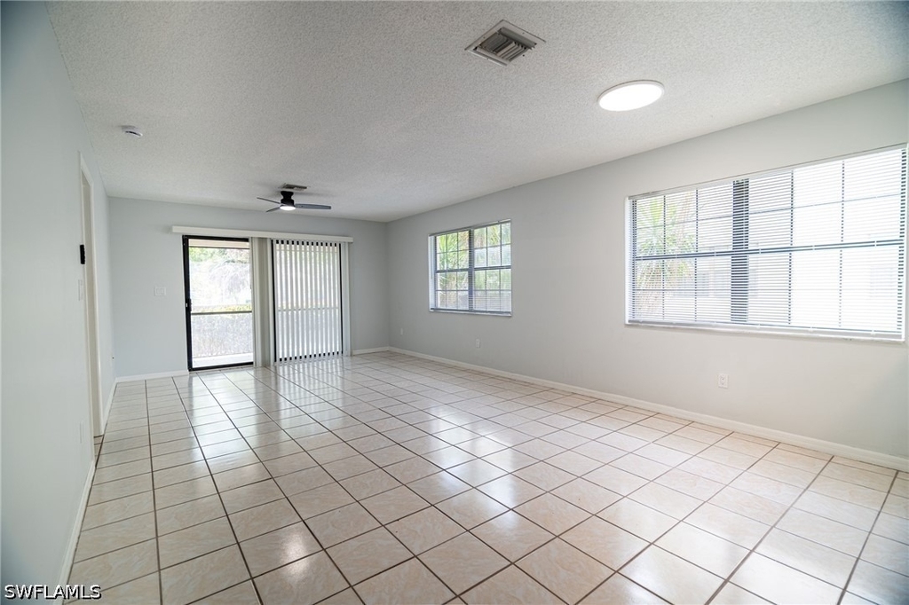 5254 Treetops Drive - Photo 7