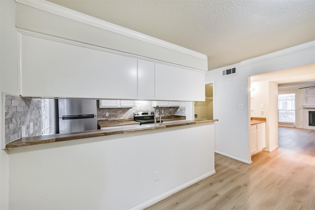 5917 Fairdale Lane - Photo 16